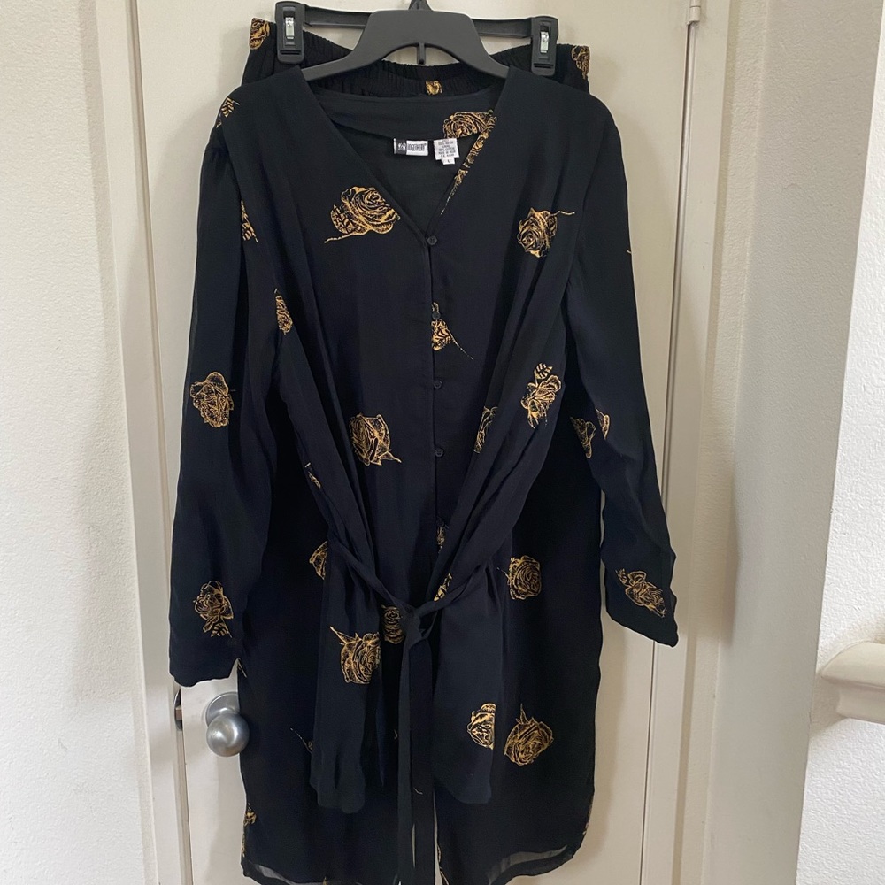 NWOT - Women’s 2pc outfit